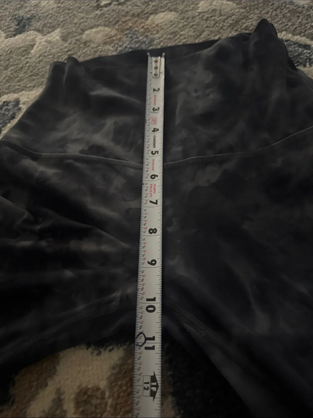 Lululemon align diamond dye pitch grey graphite Leggings Women size 4 (21”)